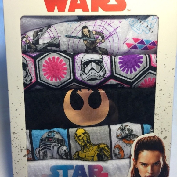 Girl's Star Wars 7 Pack of Hipsters Panties New! - Picture 3 of 6